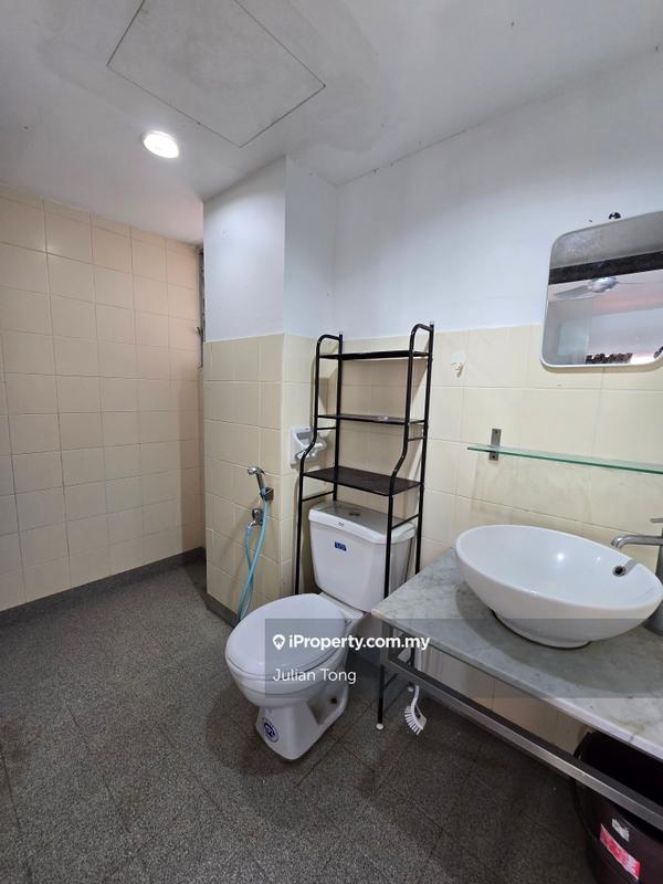 Condominium for Rent in Perdana Exclusive by Julian Tong - iProperty.com.my