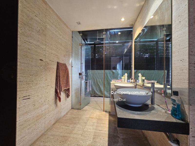 Bungalow House untuk Dijual di Bukit Gita Bayu, Seri Kembangan oleh Fred Chai - iProperty.com.my