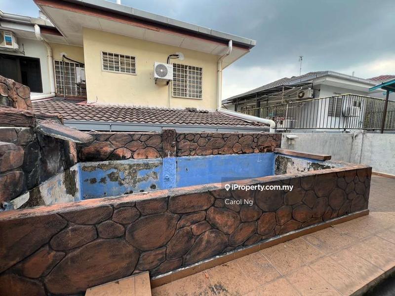 Rumah Berkembar untuk Dijual di Bandar Country Homes, Rawang oleh Carol Ng - iProperty.com.my