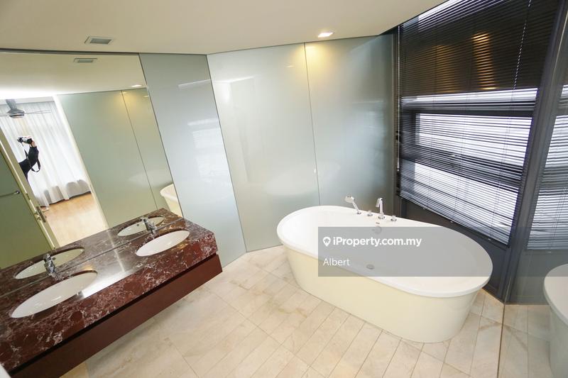 For Sale - Condominium @ The Troika