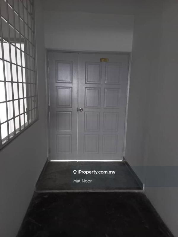 Pangsapuri untuk Dijual di Ilham Apartment oleh Mat Noor - iProperty.com.my