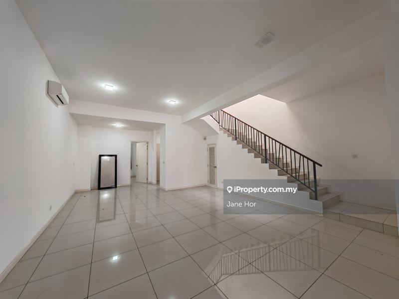Rumah Teres 2-Tingkat untuk Dijual di 16 Sierra, Puchong oleh Jane Hor - iProperty.com.my