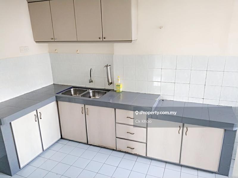 For Sale - Sri Sentosa AC4