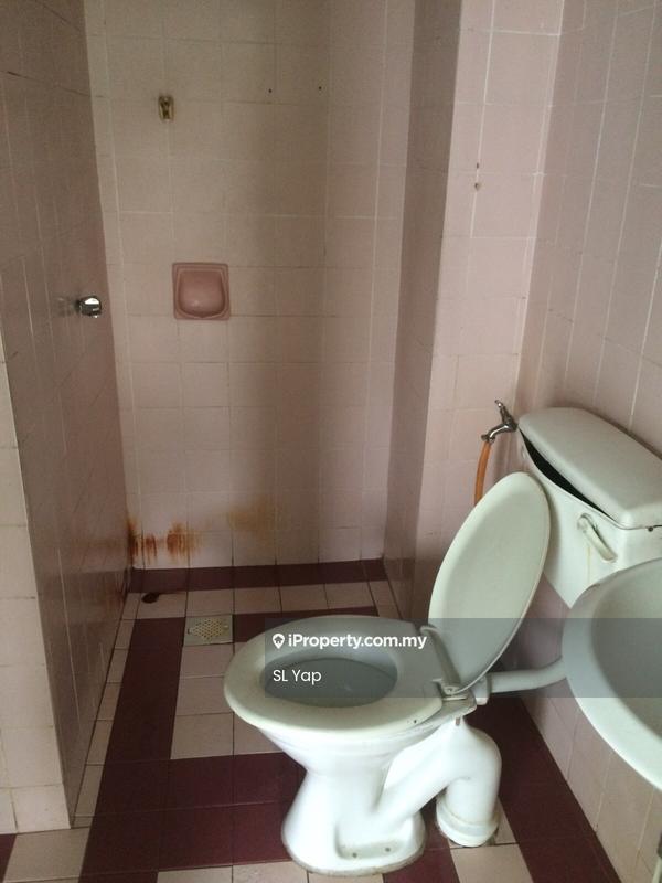Apartment for Rent in Tasik Heights Apartment by SL Yap - Bathroom - iProperty.com.my