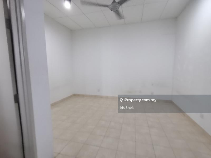 Rumah Bandar untuk Dijual di Kota Kemuning, Shah Alam oleh Iris Shek - iProperty.com.my