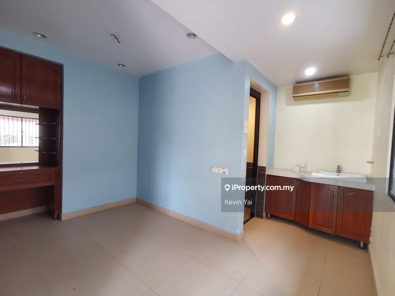 Bungalow House for Sale in Taman Seputeh, Seputeh by Kevin Yai - iProperty.com.my