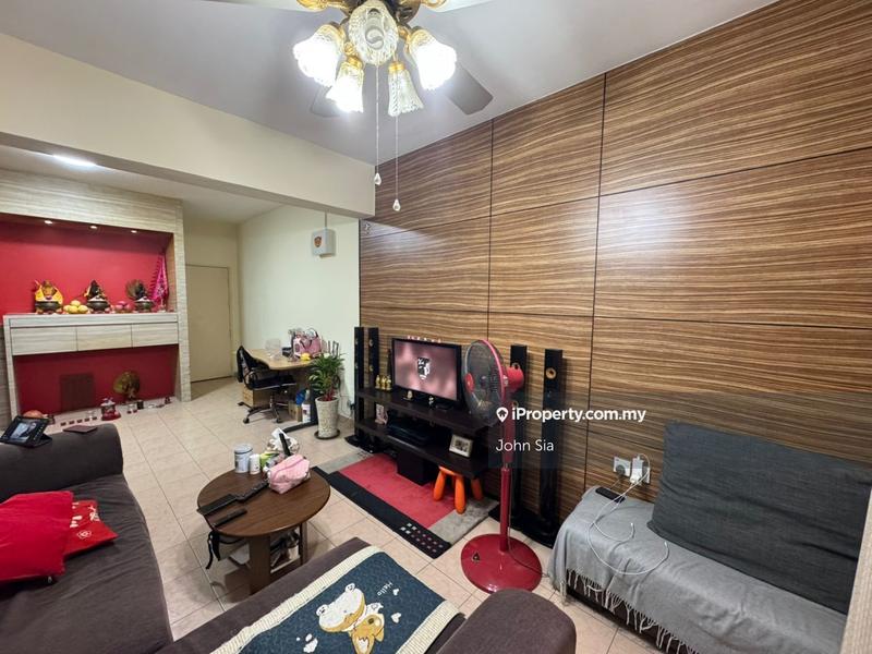 For Sale - Putri Ria Apartment