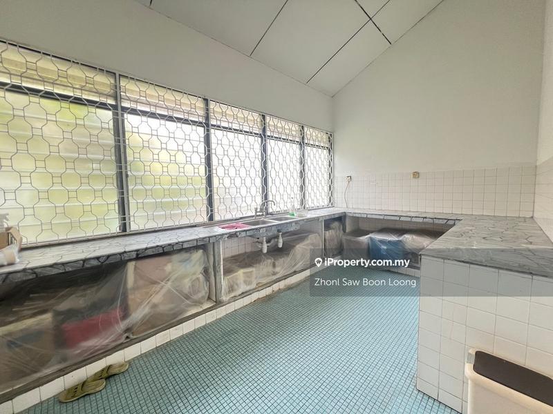 Bungalow House for Sale in Minden Heights, Gelugor by Zhonl Saw Boon Loong - iProperty.com.my