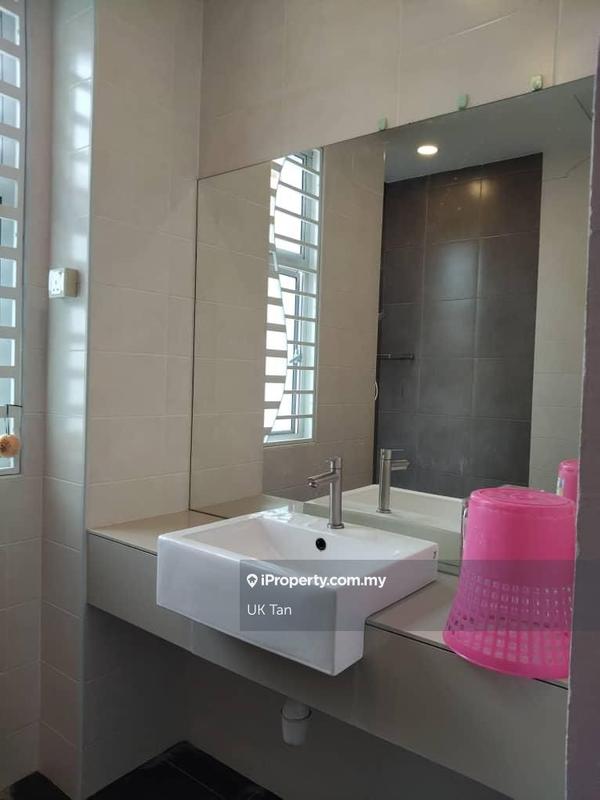 Terraced House for Rent in Bandar Rimbayu, Telok Panglima Garang by UK Tan - iProperty.com.my