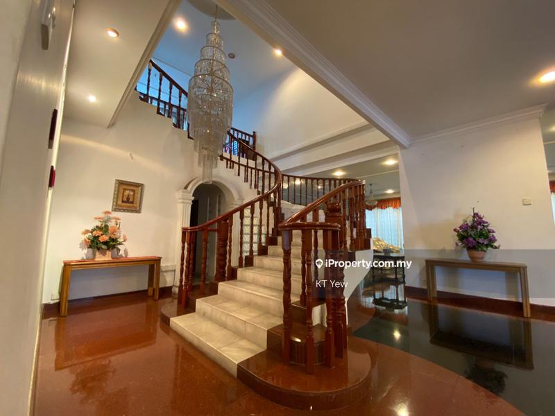 Call KT @ 012-777 0983