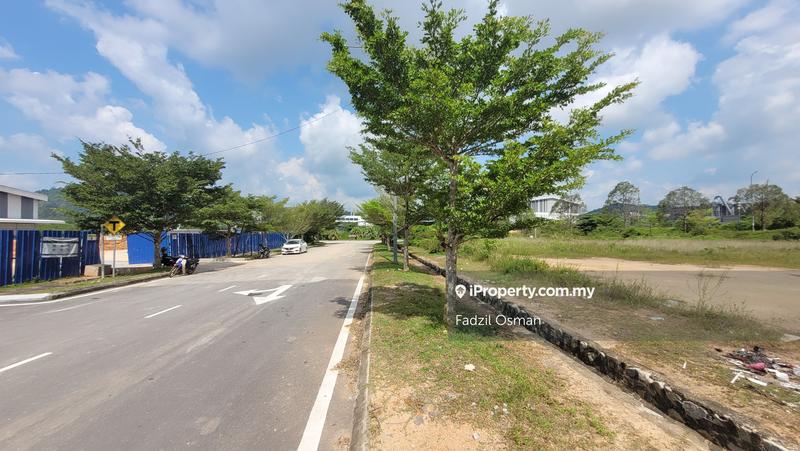 Industrial Land for Sale in Sendayan Tech Valley, Labu by Fadzil Osman - iProperty.com.my
