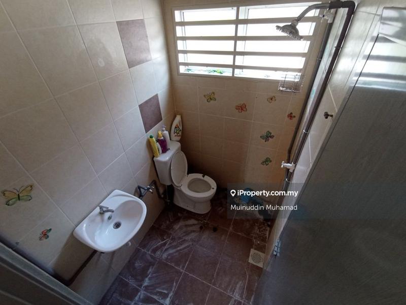 Banglo untuk Dijual di Taman Lekir Bestari, Lekir oleh Muinuddin Muhamad - iProperty.com.my