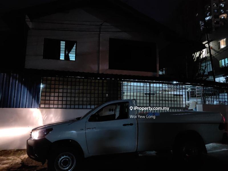 Bungalow House untuk Dijual di Bandar Utama 12, Bandar Utama oleh Woi Yew Long - iProperty.com.my