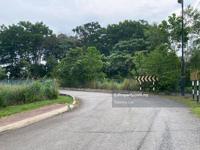 Banglo Tanah untuk Dijual di Country Heights, Kajang oleh Teammy Lee - iProperty.com.my