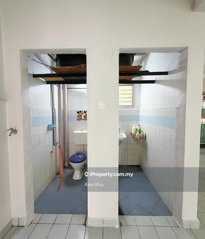 For Sale - Rumah Pangsa Permas Jaya