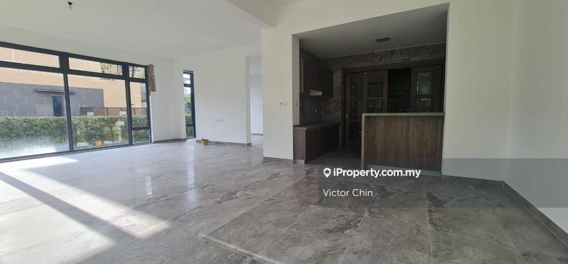 Rumah Berangkai 3 Tingkat untuk Dijual di Forest City Golf Resort Villa, Johor Bahru oleh Victor Chin - iProperty.com.my