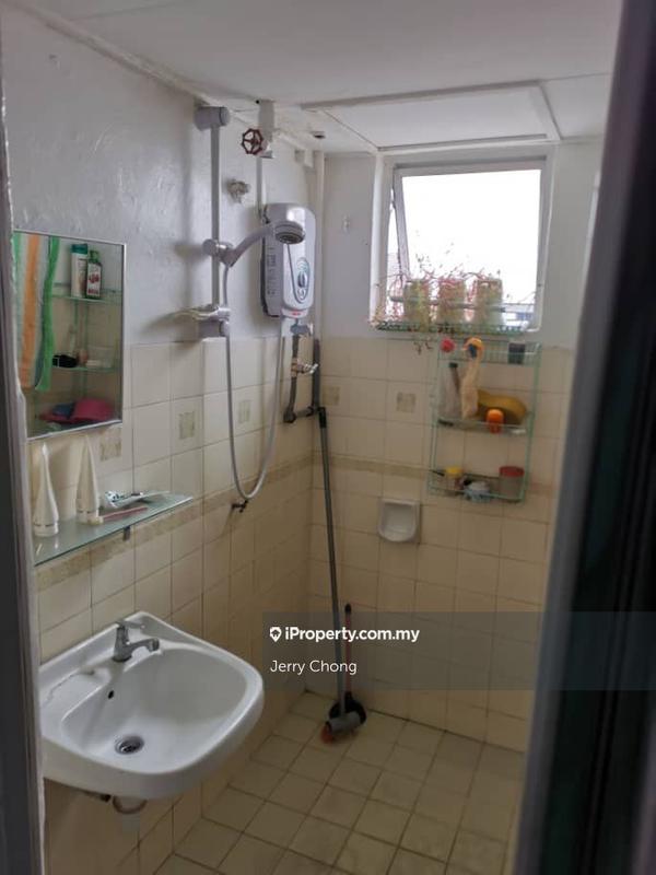 Apartment for Sale in Subang Perdana Goodyear Court 6 by Jerry Chong - iProperty.com.my