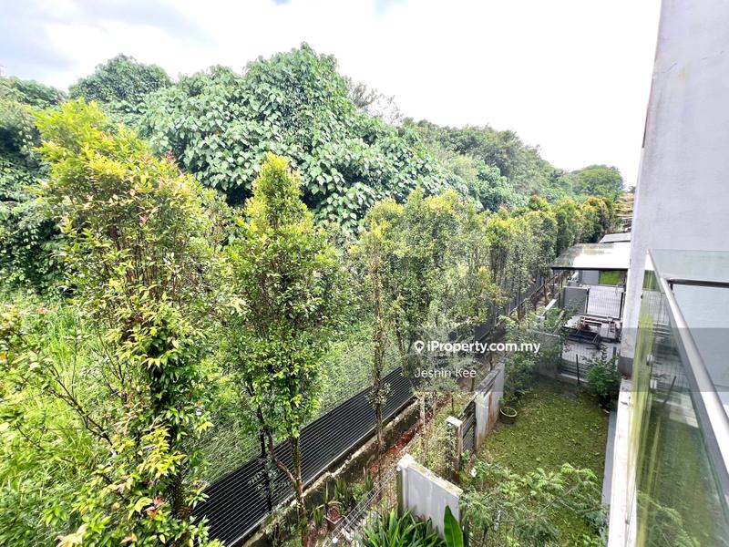 Rumah Berangkai 3 Tingkat untuk Dijual di Lake Fields, Sungai Besi oleh Jesnin Kee - iProperty.com.my
