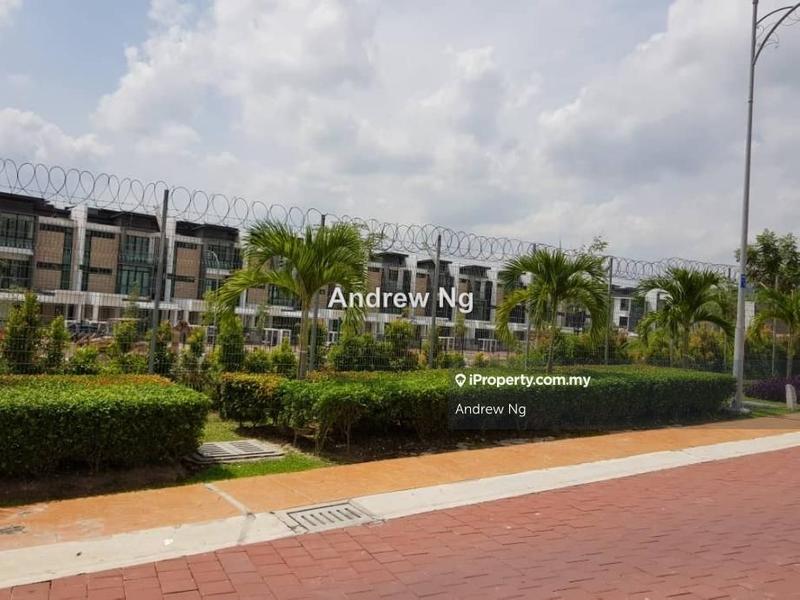 Banglo untuk Disewa di casa idaman, Setia Alam oleh Andrew Ng - iProperty.com.my