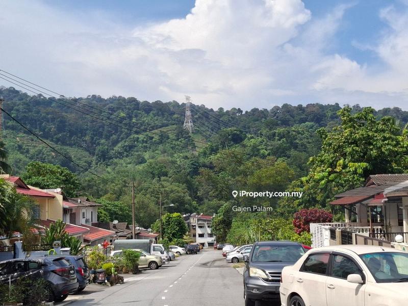Rumah Berangkai 2 Tingkat untuk Dijual di Batu 9, Cheras oleh Gajen Palam - iProperty.com.my
