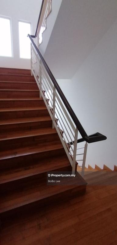 4.5-storey Terraced House for Sale in Happy Garden, Kuchai Lama by BoBo Lee - iProperty.com.my