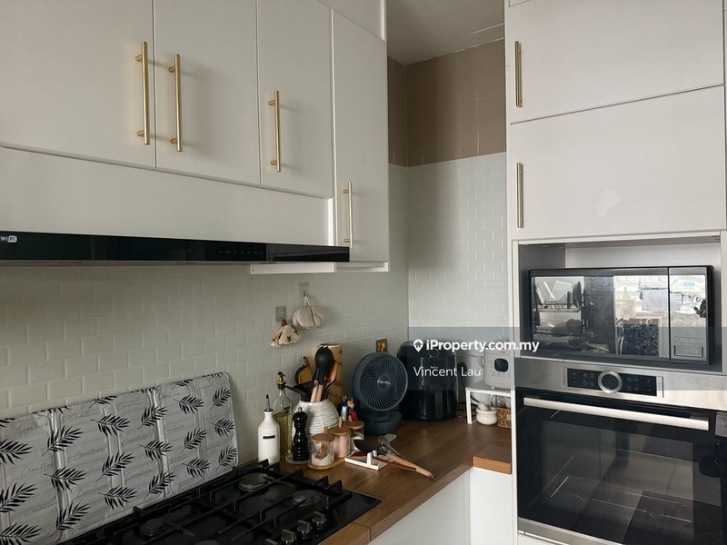 Kondominium untuk Dijual di Sri Putramas III / Royal Regent oleh Vincent Lau - iProperty.com.my