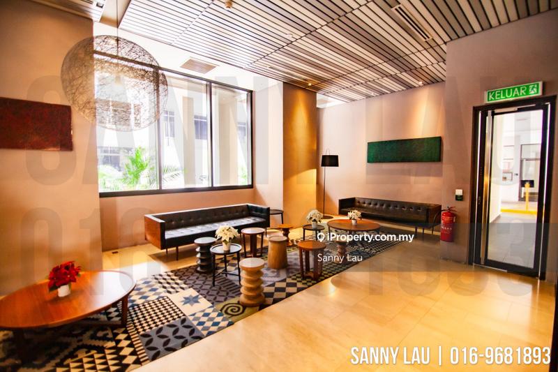 For Sale - 6 CapSquare