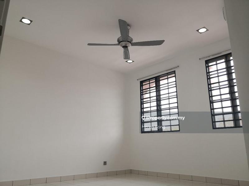 Rumah Berangkai 2 Tingkat untuk Disewa di Mutiara Puchong, Puchong oleh Heren Kong - iProperty.com.my