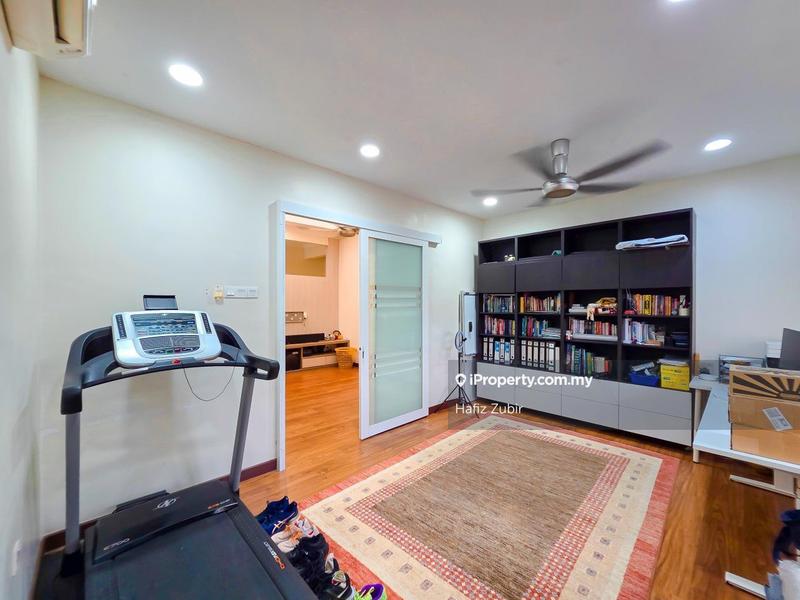 Rumah Berangkai 2 Tingkat untuk Dijual di Taman Tropika, Bangi oleh Hafiz Zubir - iProperty.com.my
