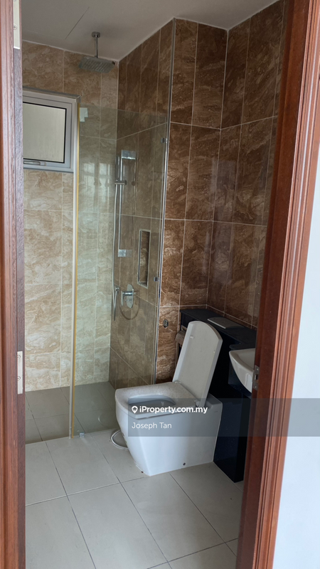 For Sale - Paragon Residences @ Straits View