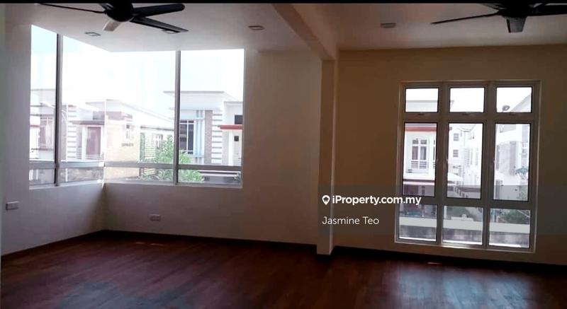 Banglo untuk Dijual di Casa Idaman, Setia Alam oleh Jasmine Teo - iProperty.com.my