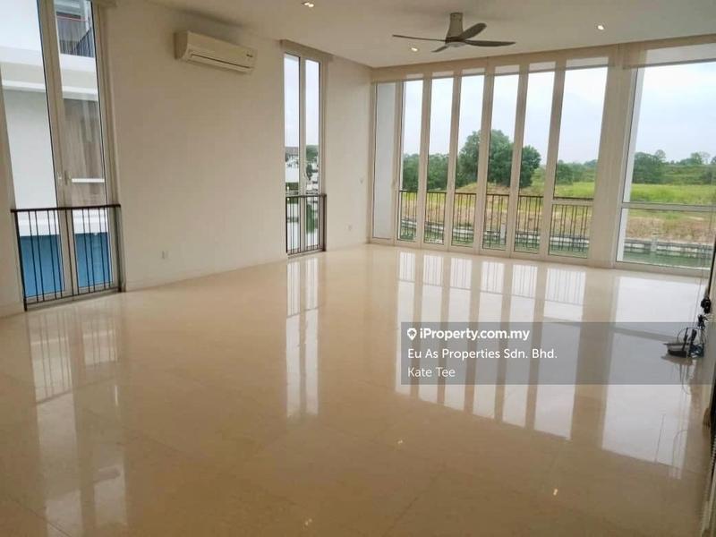 Bungalow House untuk Disewa di Emerald Residence oleh Kate Tee - iProperty.com.my