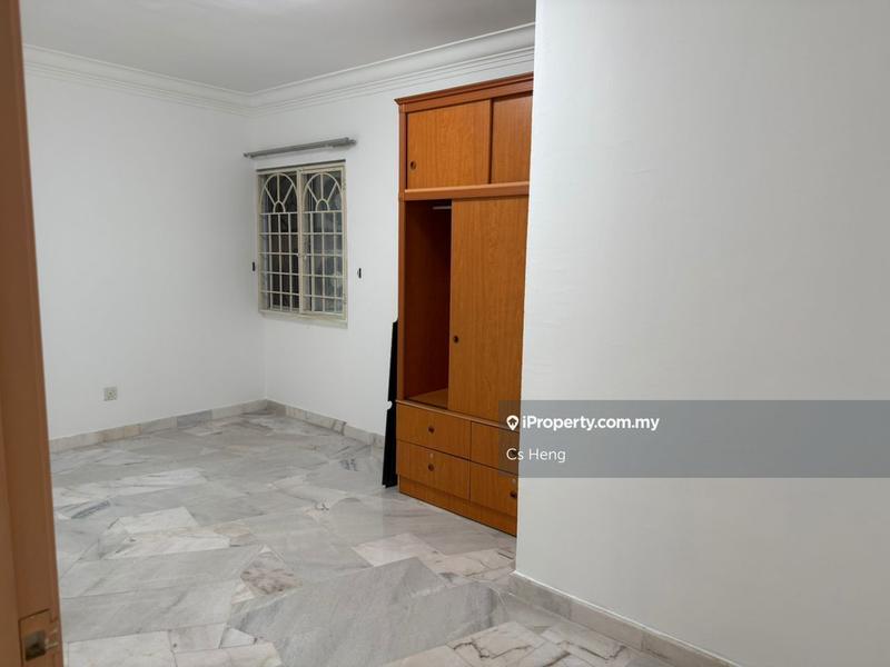 For Sale - Sri Intan 2