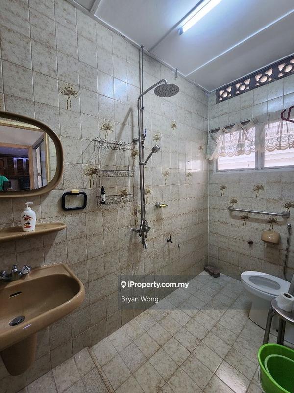 Bungalow House untuk Dijual di Seksyen 17, Petaling Jaya oleh Bryan Wong - iProperty.com.my