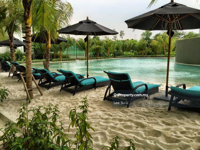 Condominium for Sale in LaCosta @ Sunway South Quay by Lee Su Li - Pool - iProperty.com.my