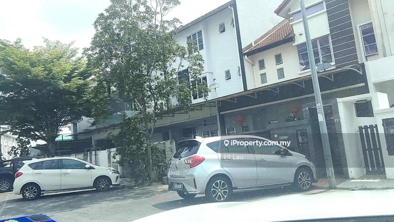 Rumah Teres 2.5-Tingkat untuk Dijual di Taman Tasik Prima, Puchong oleh Hl Lau - iProperty.com.my