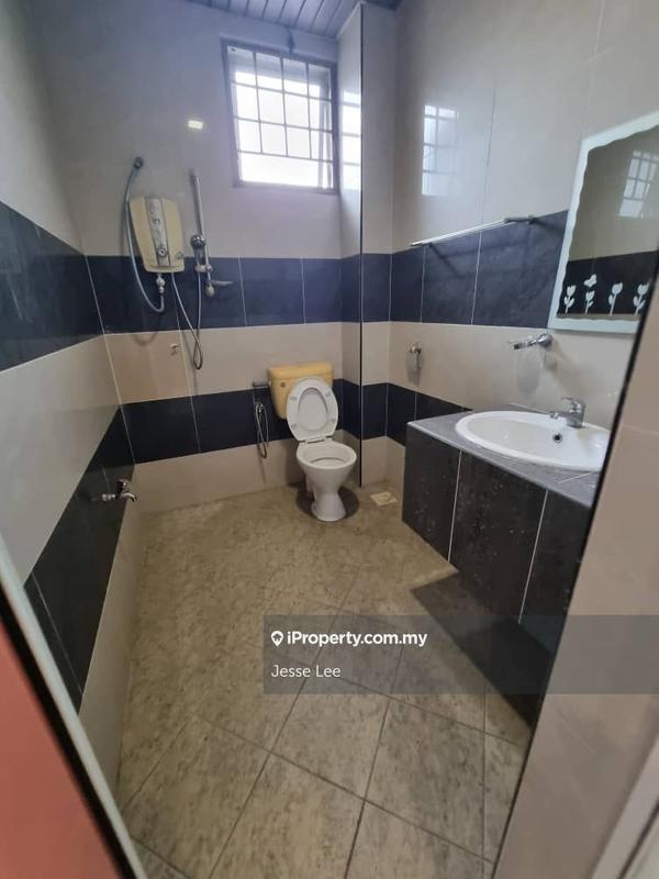 Rumah Berangkai 2 Tingkat untuk Disewa di Damansara Idaman, Damansara Damai oleh Jesse Lee - iProperty.com.my