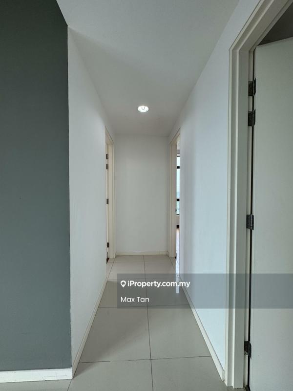 Kediaman Servis untuk Dijual di Tropicana Avenue oleh Max Tan - Corridor - iProperty.com.my