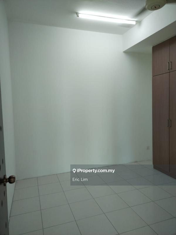 Rumah Bandar untuk Dijual di Chestwood Terrace 1, Bandar Utama, Kayu Ara oleh Eric Lim - iProperty.com.my
