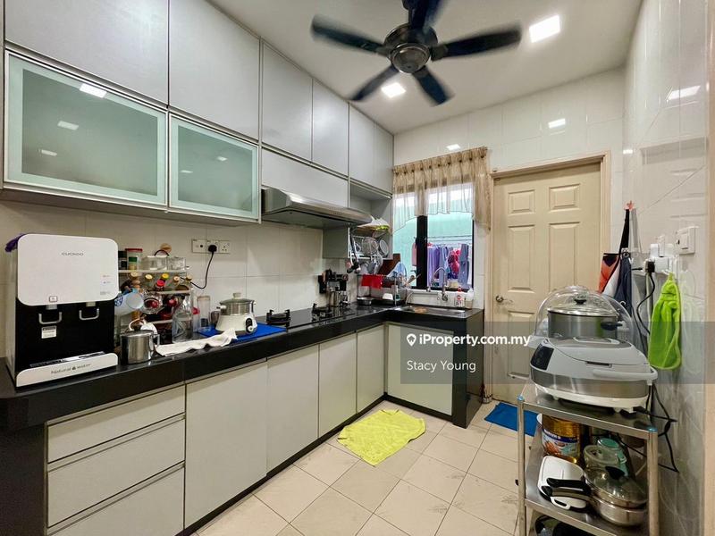 Rumah Berkembar untuk Dijual di Taman Bukit Prima, Cheras oleh Stacy Young - iProperty.com.my