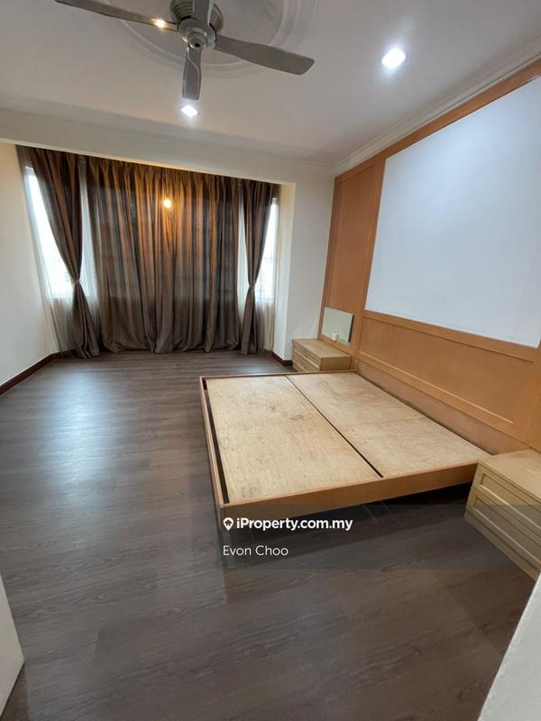 Rumah Berangkai 2 Tingkat untuk Dijual di Bandar Sungai Long, Selangor oleh Evon Choo - iProperty.com.my