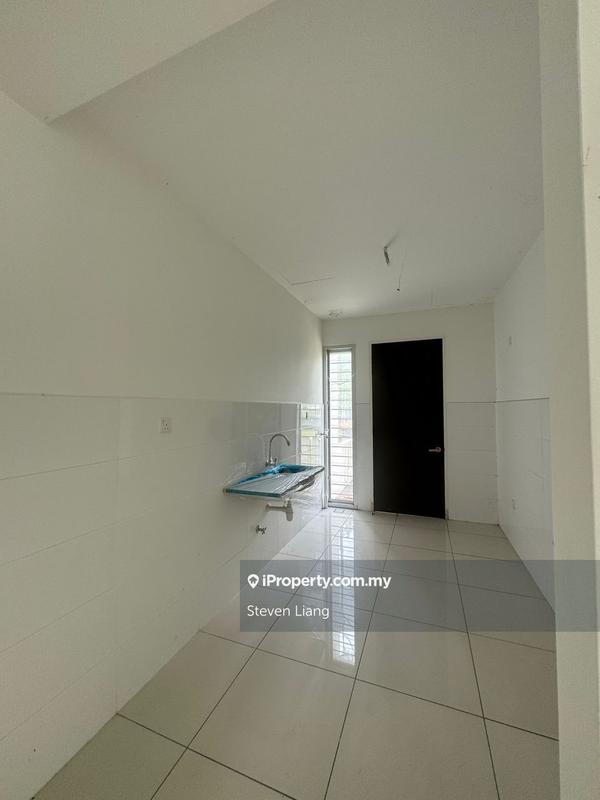 Rumah Berangkai 3 Tingkat untuk Dijual di Telok Panglima Garang, Selangor oleh Steven Liang - iProperty.com.my