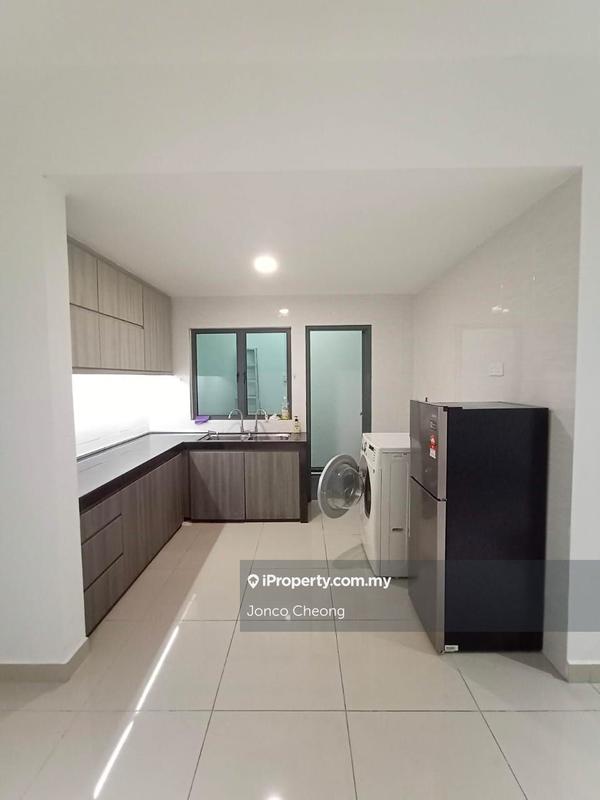 For Rent - Emerald Residence
