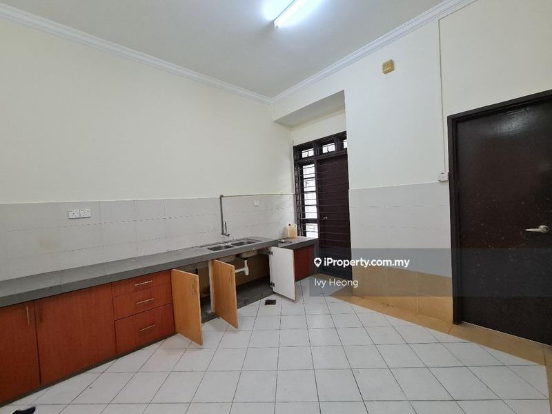 2.5-storey Terraced House for Sale in Bandar Kinrara Seksyen 5, Bandar Kinrara by Ivy Heong - iProperty.com.my