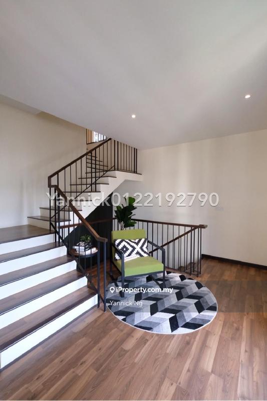 Townhouse for Sale in Seri Kembangan, Seri Kembangan by Yannick Ng - iProperty.com.my