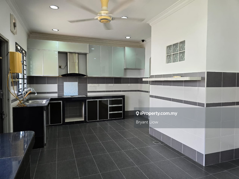 Rumah Teres 2-Tingkat untuk Dijual di Taman Merdeka, Batu Berendam oleh Bryant Liow - iProperty.com.my