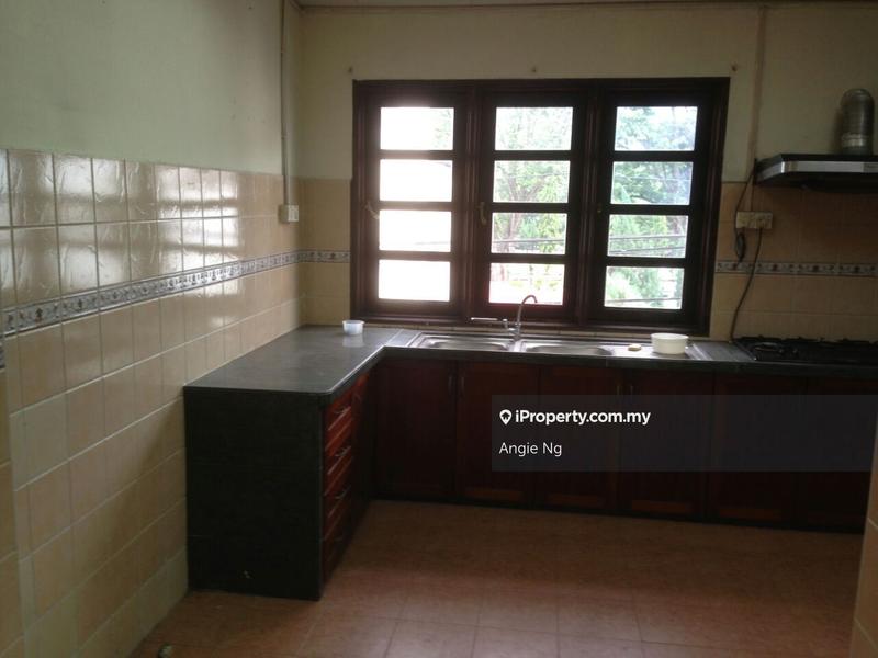 Rumah Berkembar untuk Dijual di Batu Uban, Bayan Lepas oleh Angie Ng - iProperty.com.my