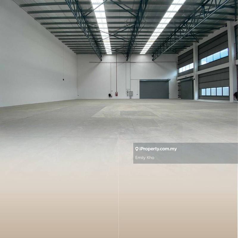 Semi-D Kilang untuk Disewa di Eco Business Park V, Puncak Alam oleh Emily Kho - iProperty.com.my