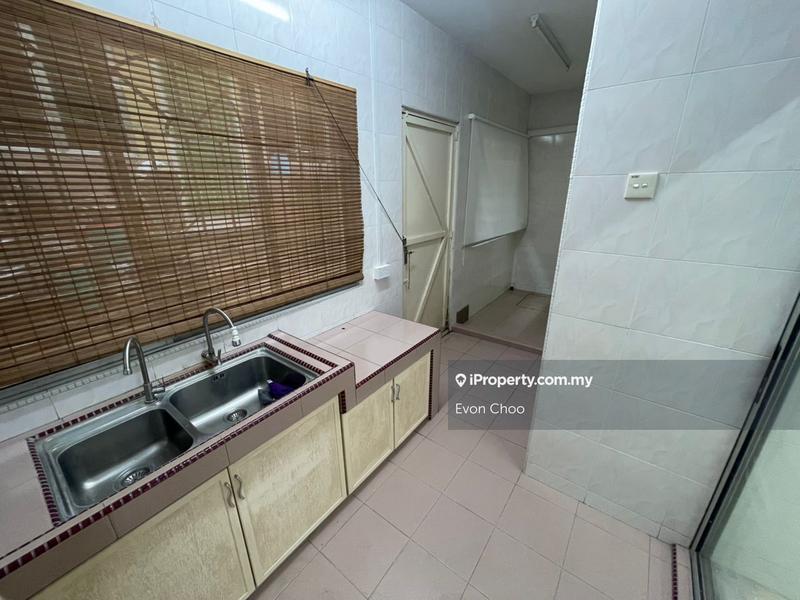 Rumah Berangkai 2 Tingkat untuk Dijual di Bandar Sungai Long, Selangor oleh Evon Choo - iProperty.com.my