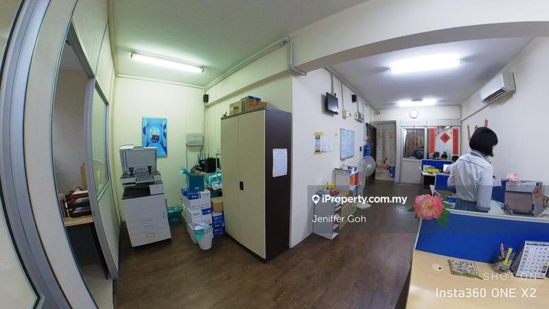 For Sale - Bayan Baru Batu Maung First floor office for sale near OCBC bank